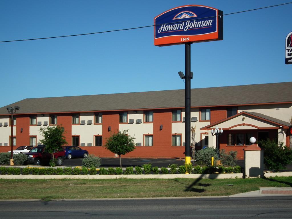 Howard Johnson By Wyndham Near Schlitterbahn Ню Браунфелс Екстериор снимка